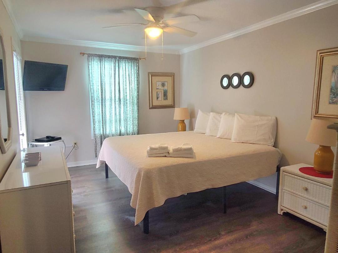 Beautiful 3 Bedroom Beachfront Condo Gulf Shores Exterior photo